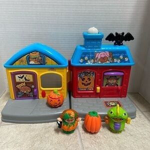 COPY - Vintage Fisher Price Little People Halloween Set​​​​​​​​​​​​​​​​​​​​​​​​…